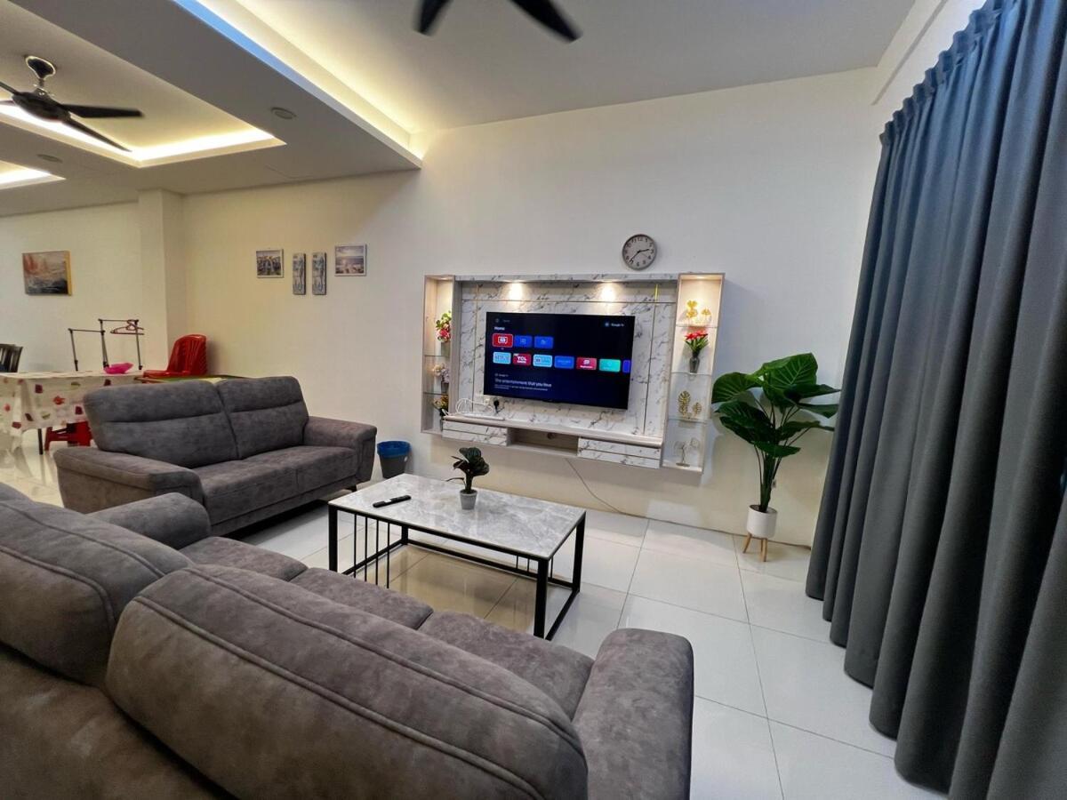 Casa For 13 Pax Ipoh